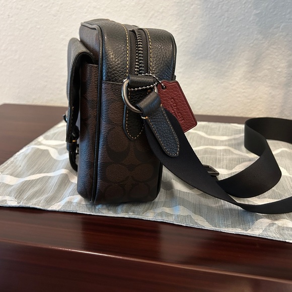 Coach Black and Brown Messenger Bag with Signature Design - Picture 4 of 5